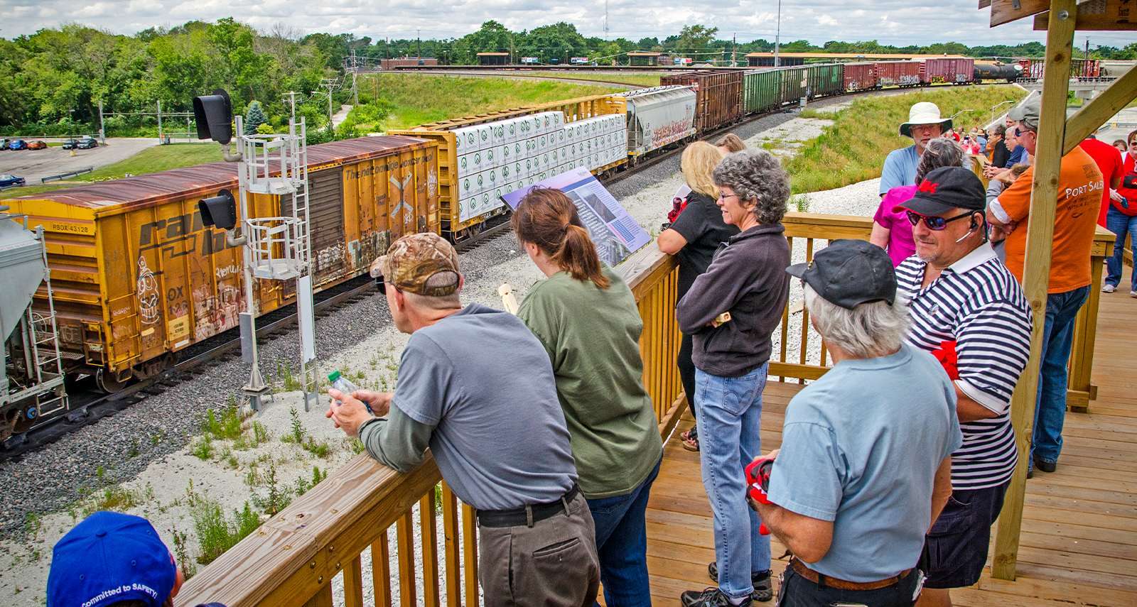 Photo: 10HiddenGems-Railfanning.png